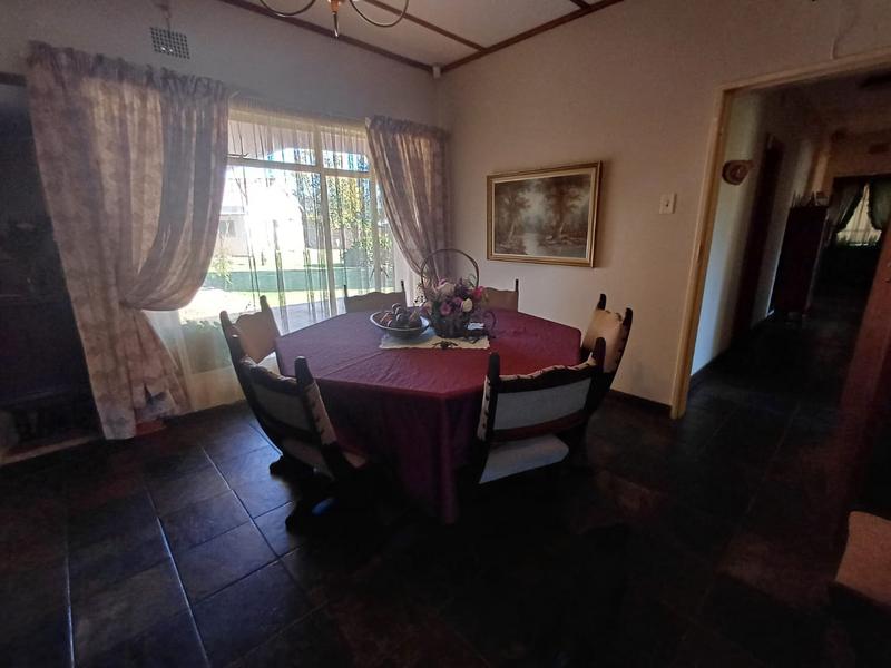 5 Bedroom Property for Sale in Parys Free State